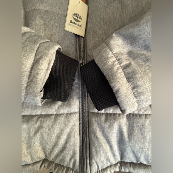 BRAND NEW! Grey Timberland Puffer coat size M - 10/12 in kids unisex Max comfort - Picture 4 of 5